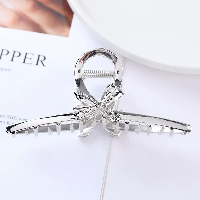 Metal Butterfly Hair Clips with Pearl Accents