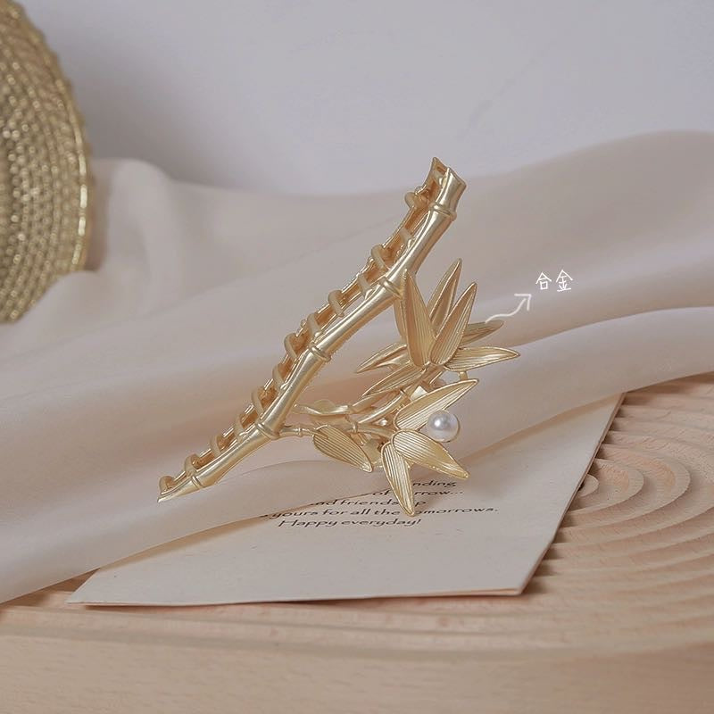 Metal Butterfly Hair Clips with Pearl Accents